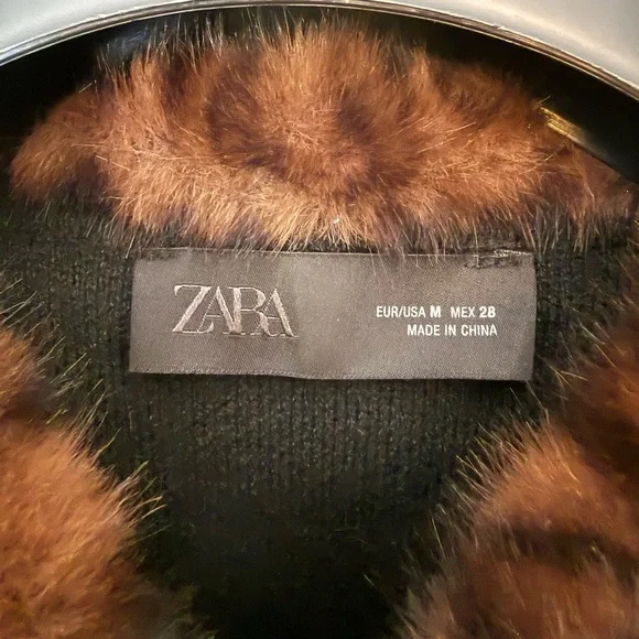 Zara Knit Cardigan with Leopard Faux Fur Collar - Black - Size M - Picture 5 of 6